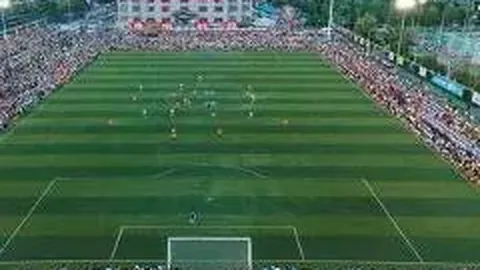 戴格诺特末节狂取四记三分，展现比赛局势无阻的自信风采