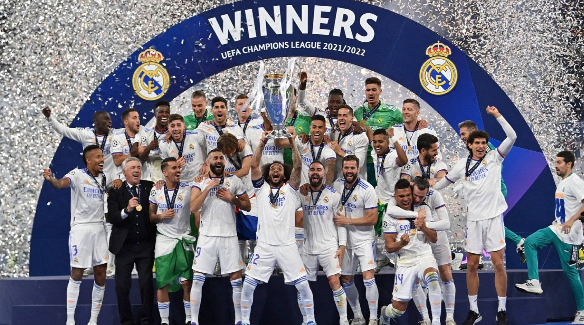 时不慎滑倒 时不慎滑倒